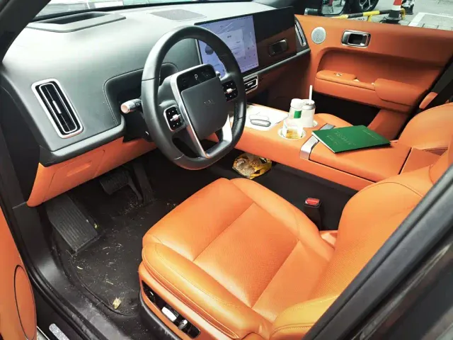 Li Auto L7 — Фото автомобиля 6