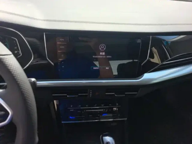 Volkswagen Passat — Фото автомобиля 13
