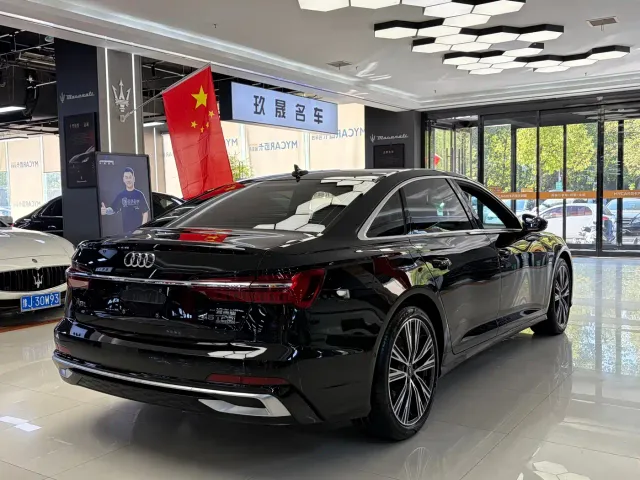 Audi A6L — Фото автомобиля 6