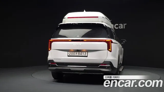 Kia Canival Новый Carnival 4 поколение Бензин 7 мест Hi-Limousine — Фото автомобиля 4