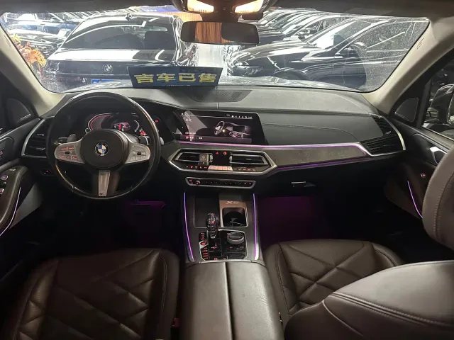 BMW X5 — Фото автомобиля 8