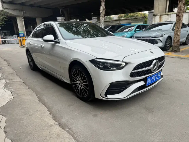 Mercedes-Benz C-Class — Фото автомобиля 4