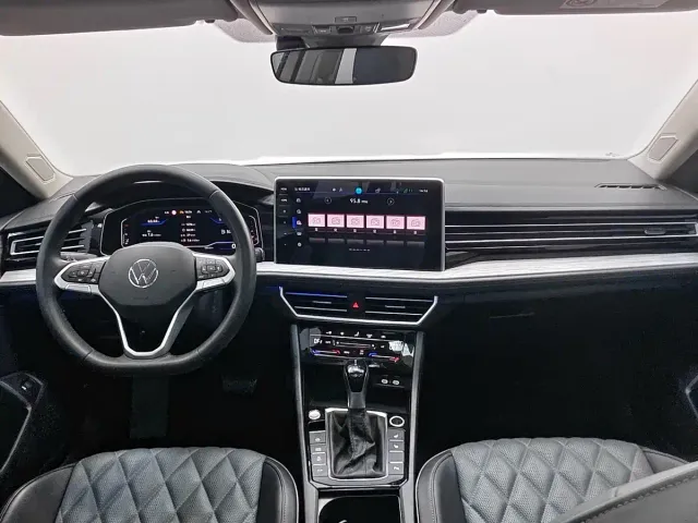 Volkswagen Sagitar — Фото автомобиля 10