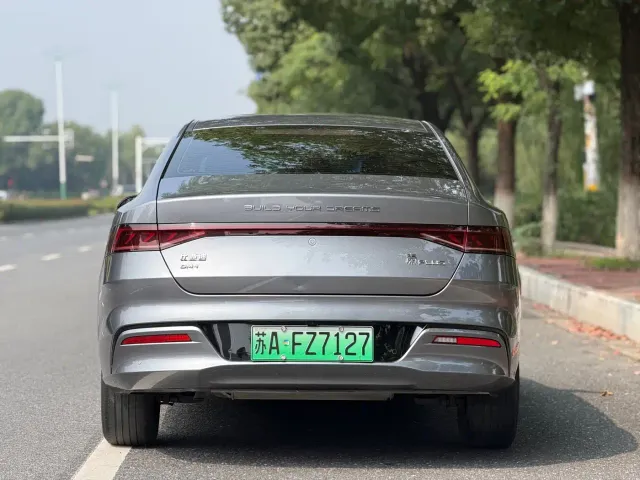 BYD Qin PLUS — Фото автомобиля 5