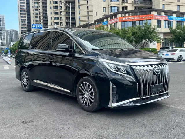GAC Trumpchi M8 — Фото автомобиля 3
