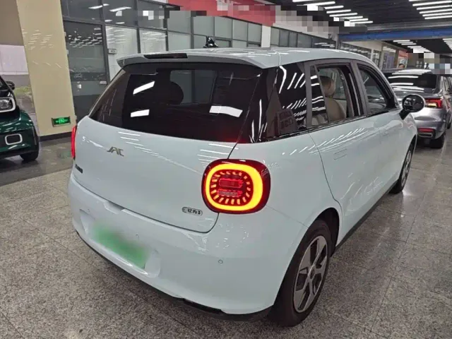 JAC Yiwei Yiwei 3 2024 Beloved Edition 330km Lite — Фото автомобиля 6