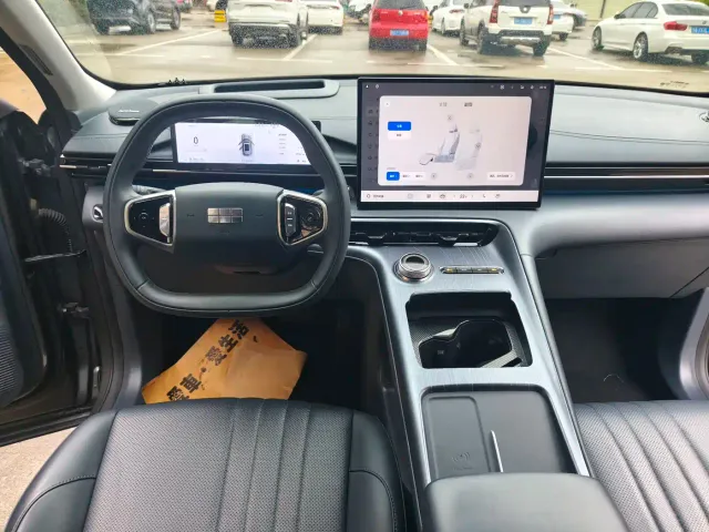 Geely Galaxy E5 — Фото автомобиля 5