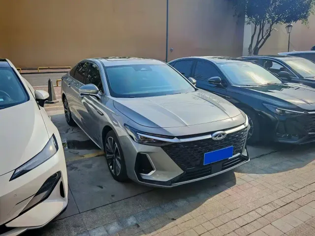 Chery Arrizo 8 — Фото автомобиля 3