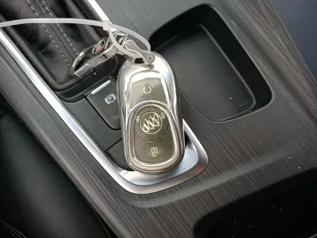 Buick Velite 6 — Фото автомобиля 8