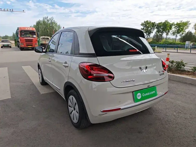 Wuling Bingo — Фото автомобиля 4