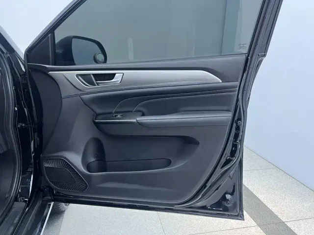 Haval Haval M6 2021 PLUS 1.5T DCT Comfort — Фото автомобиля 16