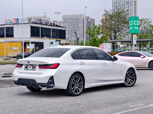 BMW 3 Series — Фото автомобиля 6