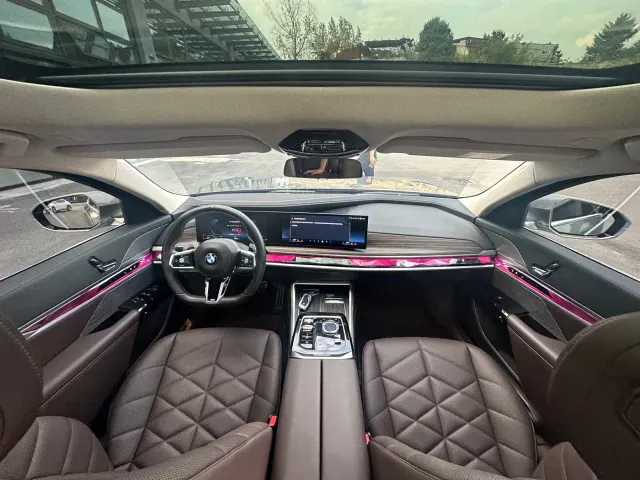 BMW 7 Series — Фото автомобиля 4