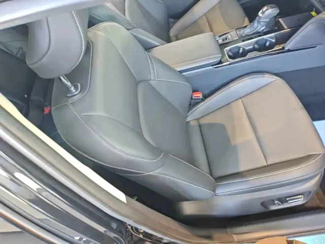 Toyota Camry — Фото автомобиля 19