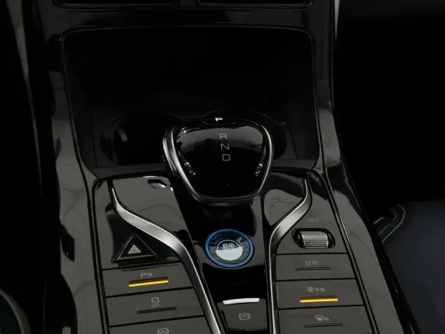 BYD Qin PLUS — Фото автомобиля 13