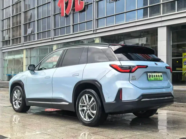 Nio ES6 — Фото автомобиля 7