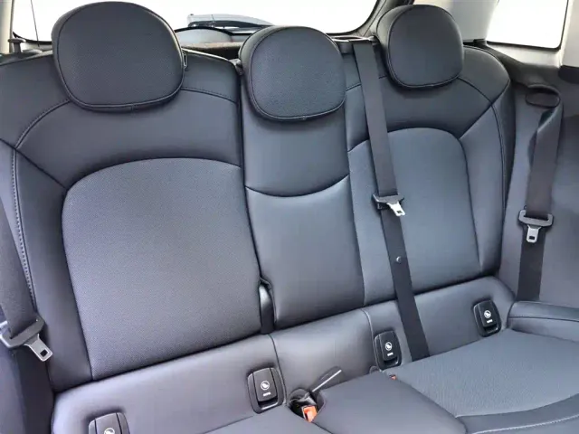 MINI Hatch — Фото автомобиля 22