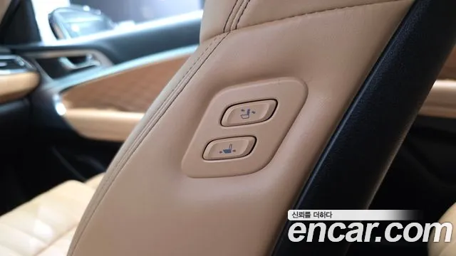 Genesis G70 — Фото автомобиля 29