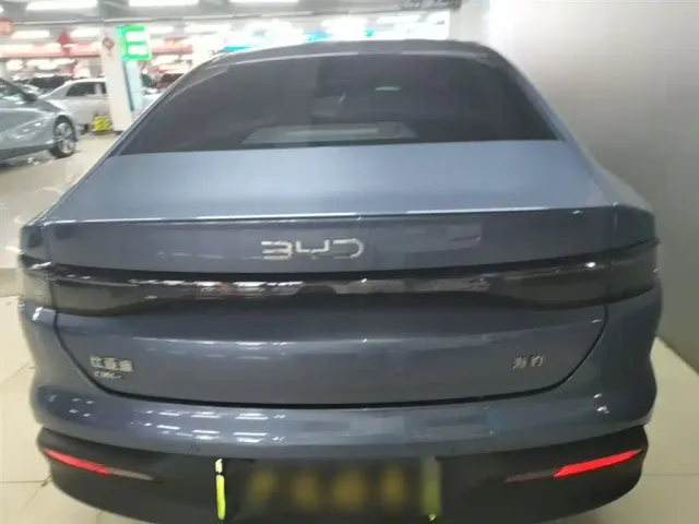 BYD Seal 05 DM-i — Фото автомобиля 5