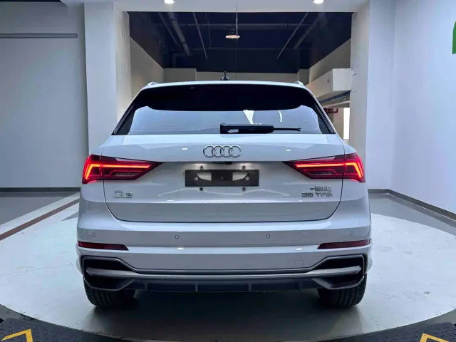 Audi Q3 — Фото автомобиля 5