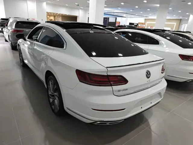 Volkswagen CC — Фото автомобиля 4