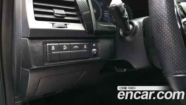 KG_Mobility_Ssangyong Rexton Новый Rexton Sport Дизель 2.2 4WD — Фото автомобиля 17