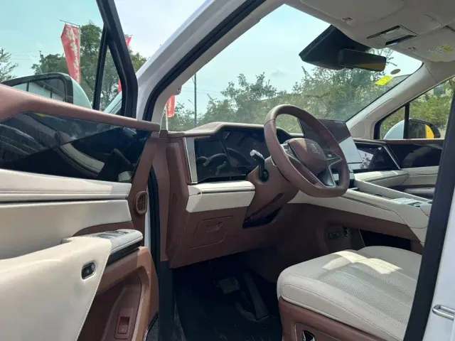BYD Xia — Фото автомобиля 7