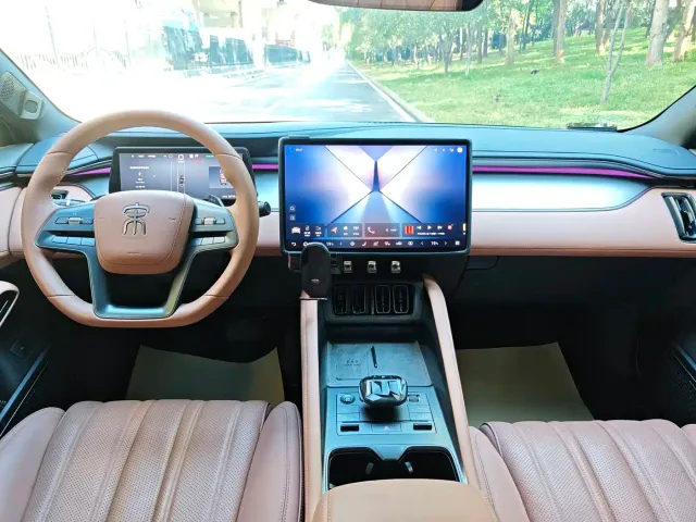 BYD Song L EV — Фото автомобиля 6