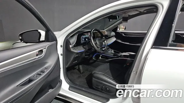 Hyundai Grandeur Новый Grandeur IG — Фото автомобиля 10