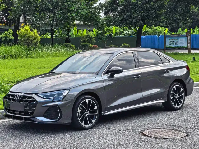Фотография автомобиля — Audi A3