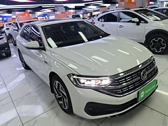 Volkswagen Sagitar — Фото автомобиля 3