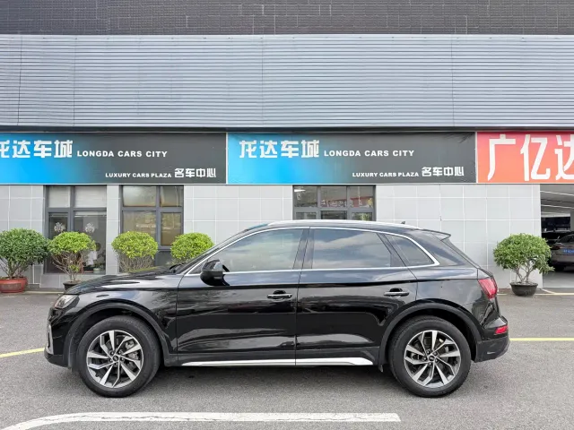 Audi Q5L — Фото автомобиля 11