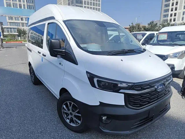 Ford Transit — Фото автомобиля 3