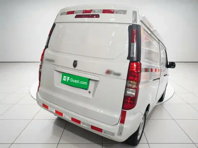 Jinbei New Hiace X30L — Фото автомобиля 3