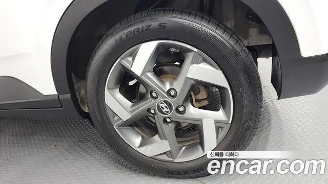 Hyundai Venue Venue 1.6 Modern Plus — Фото автомобиля 21