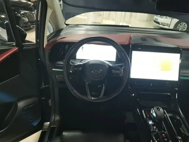 GAC Trumpchi E9 — Фото автомобиля 10