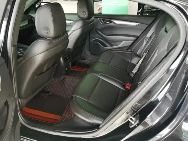 Cadillac CT5 — Фото автомобиля 11