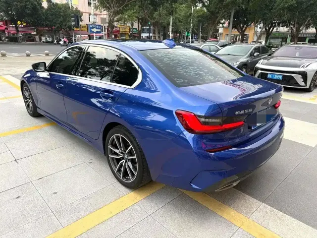BMW 3 Series — Фото автомобиля 4