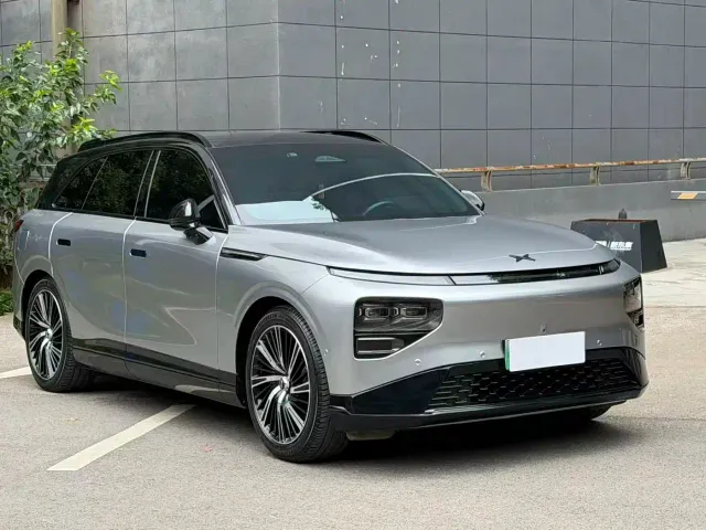 Xpeng G9 — Фото автомобиля 2
