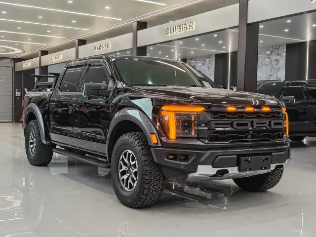 Фотография автомобиля — Ford F-150 Raptor