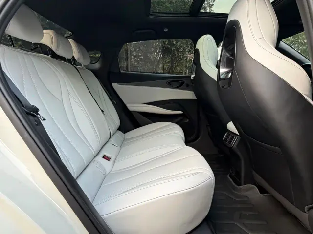 BYD Seal 06 — Фото автомобиля 15