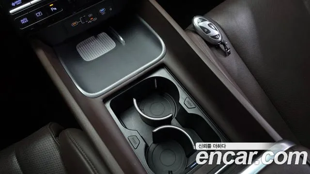 Hyundai Grandeur GN7 — Фото автомобиля 24