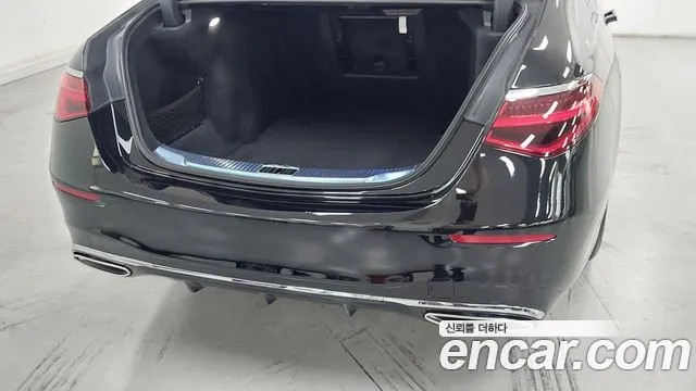 Mercedes-Benz S-Class — Фото автомобиля 11