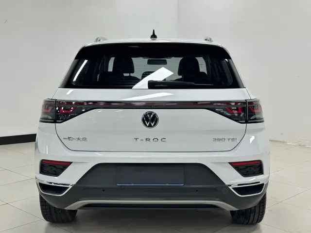 Volkswagen T-Roc — Фото автомобиля 5