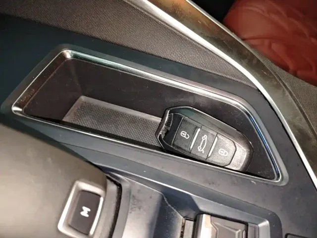 Peugeot 4008 — Фото автомобиля 8