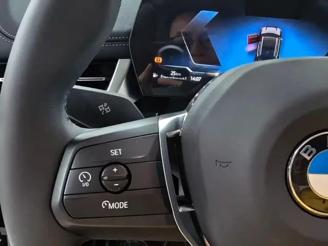 BMW BMW X1 2026 Model Year sDrive25Li X Design Package — Фото автомобиля 7
