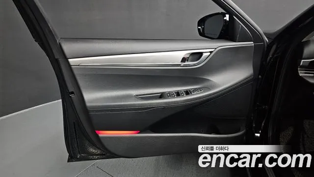 Hyundai Grandeur Grandeur (New) — Фото автомобиля 12