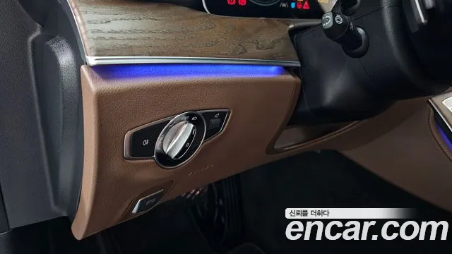 Mercedes-Benz E-Class W213 — Фото автомобиля 15