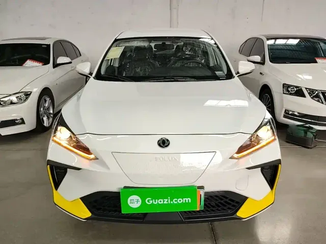 Dongfeng Fengshen E70 — Фото автомобиля 2