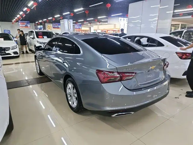 Chevrolet Malibu XL — Фото автомобиля 4